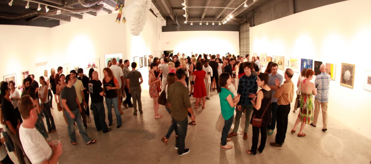 wynwood art gallery with people